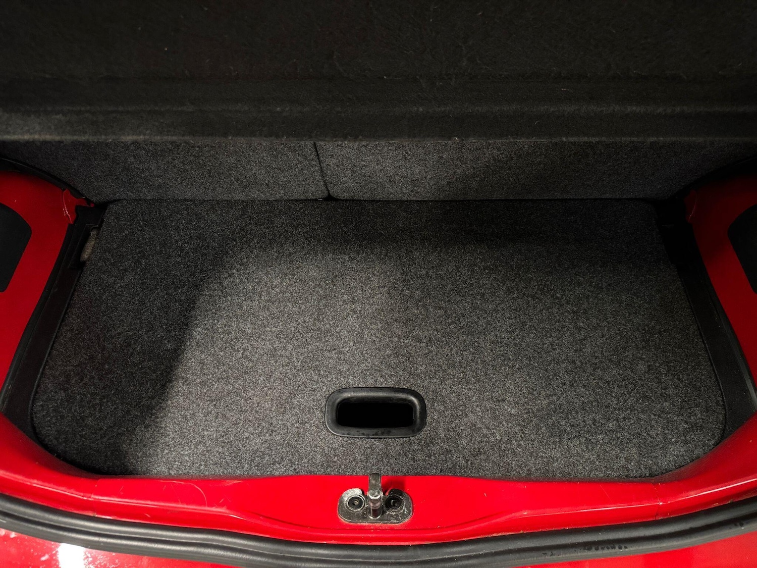 Used Volkswagen up! 2014 for sale - 77040055: Photo 8