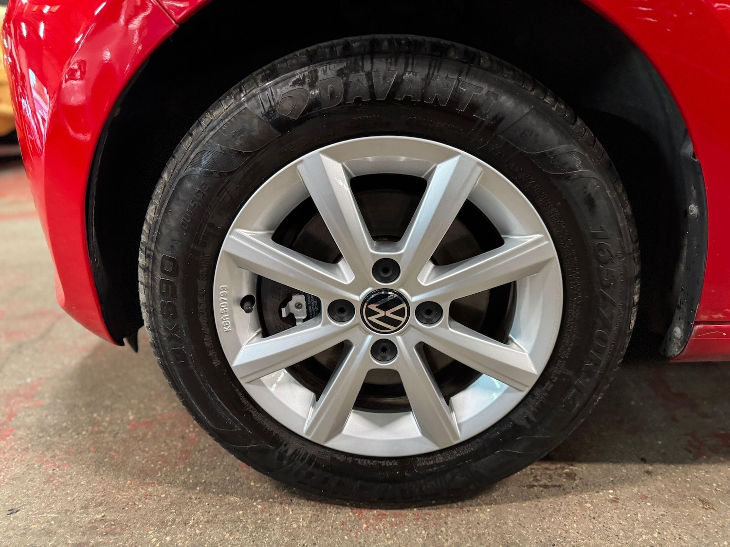 Used Volkswagen up! 2014 for sale - 77040055: Photo 9