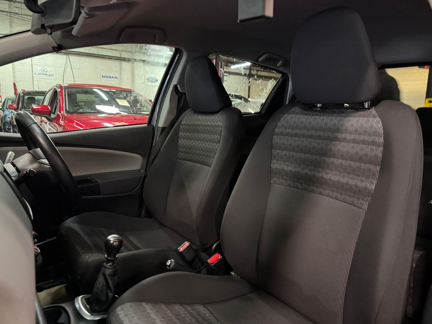 Used Toyota Yaris 2016 for sale - 78019565: Photo 14