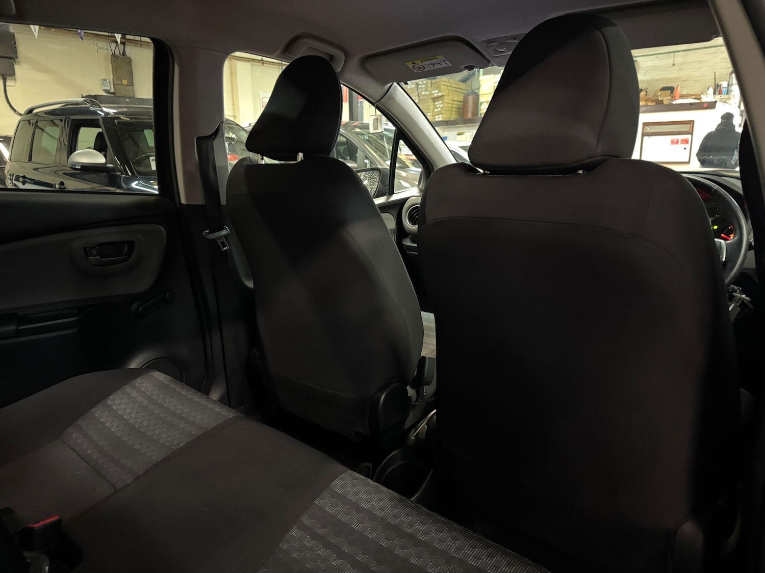 Used Toyota Yaris 2016 for sale - 78019565: Photo 19