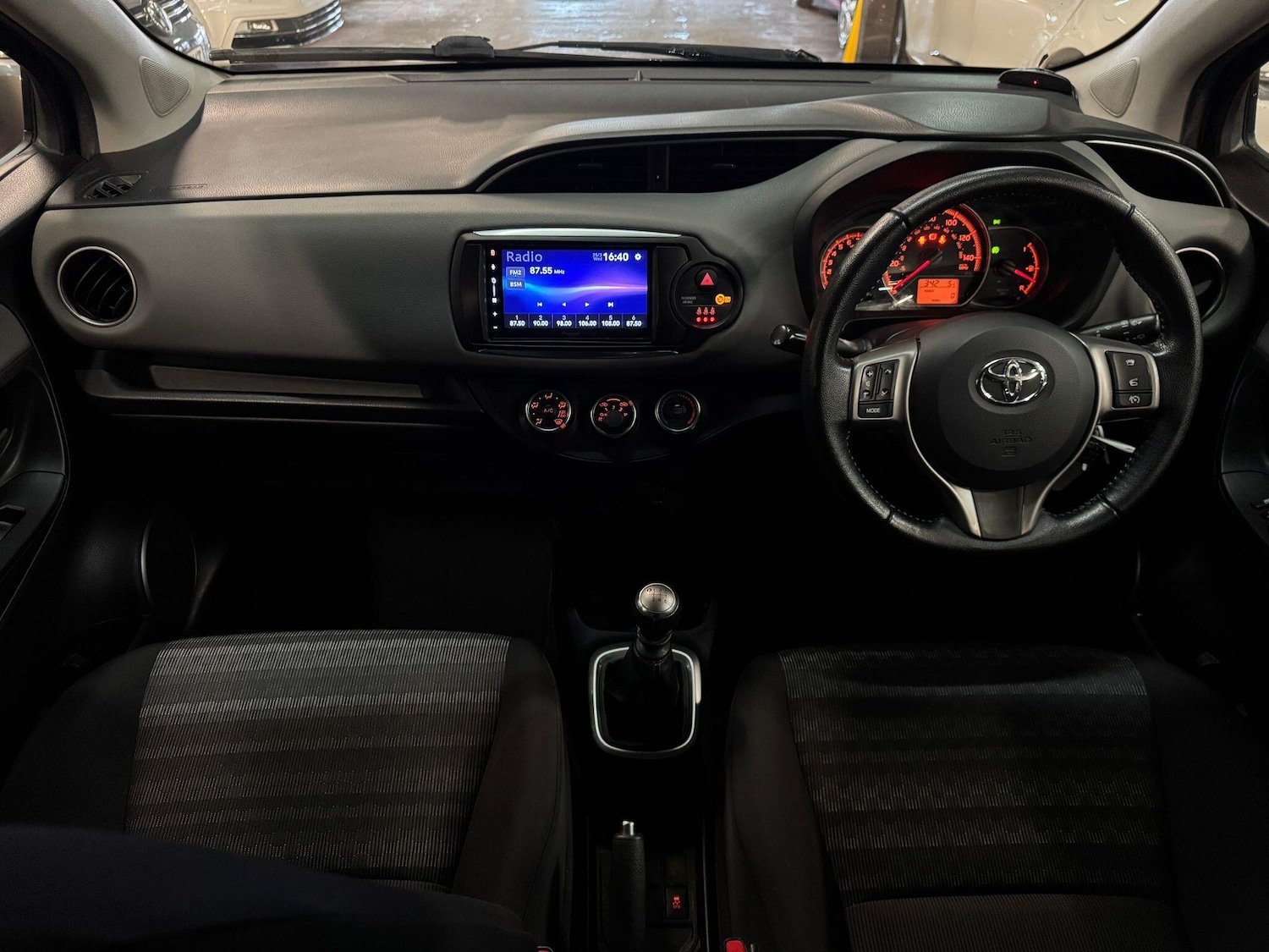 Used Toyota Yaris 2016 for sale - 78019565: Photo 22