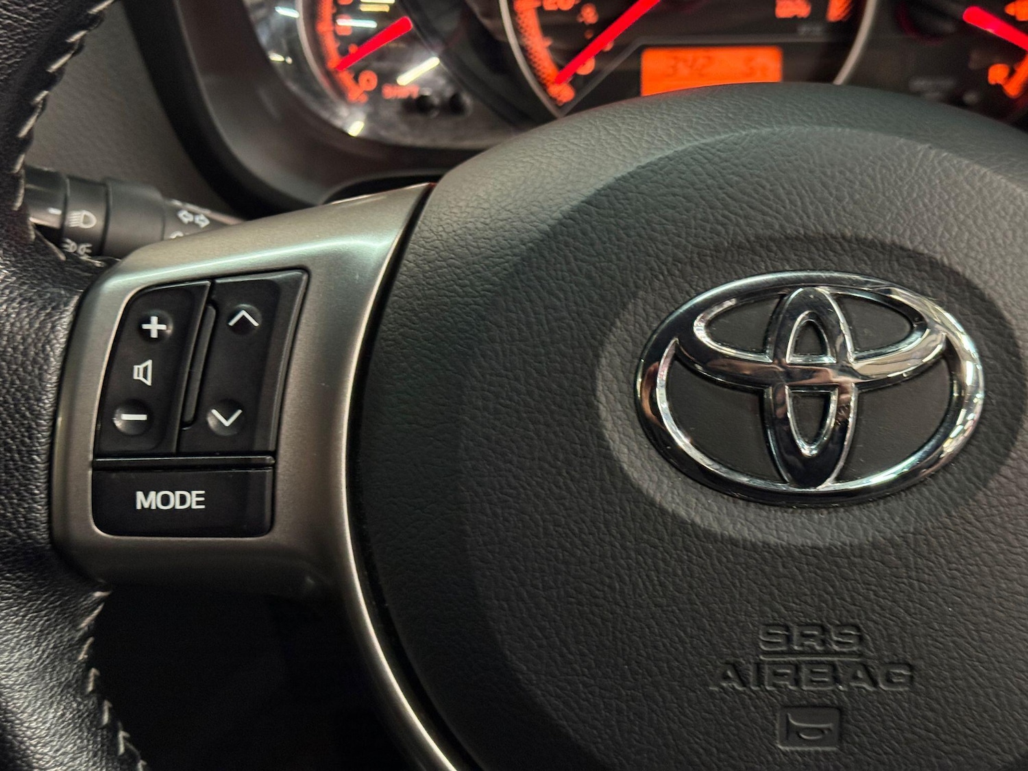 Used Toyota Yaris 2016 for sale - 78019565: Photo 26