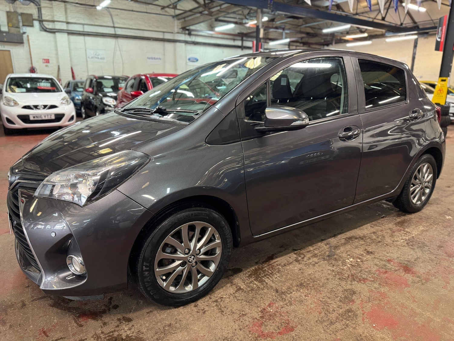 Used Toyota Yaris 2016 for sale - 78019565: Photo 3