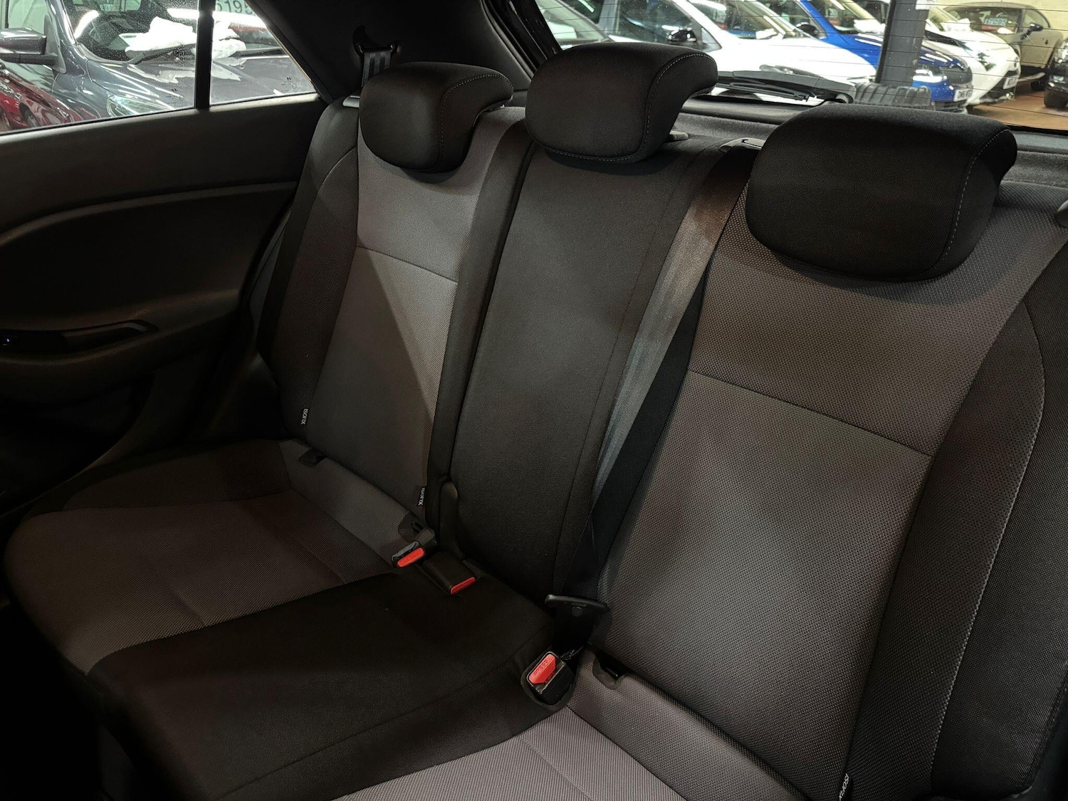 Used Hyundai i20 2017 for sale - 77351928: Photo 20