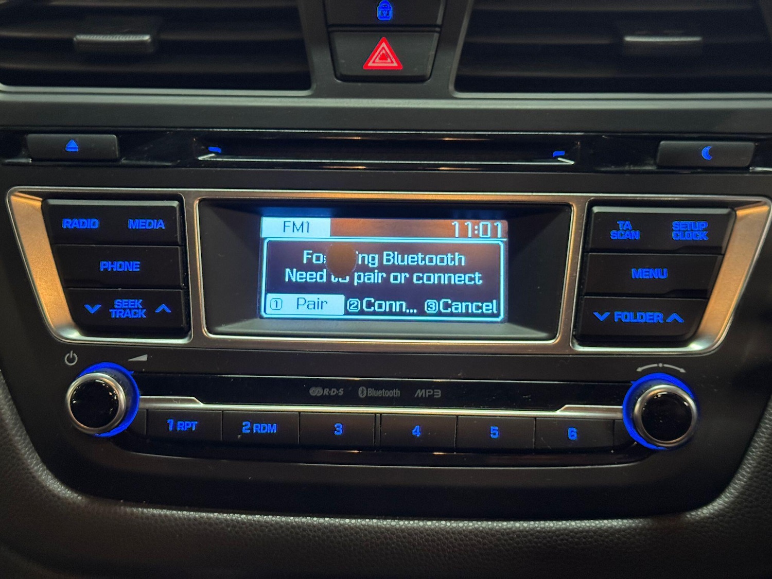 Used Hyundai i20 2017 for sale - 77351928: Photo 33