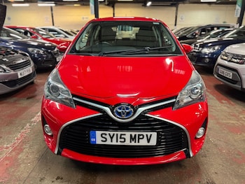 Used Toyota Yaris 2015 for sale - 76484631: Photo
