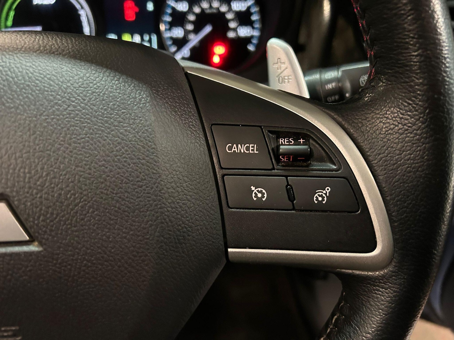 Used Mitsubishi Outlander for sale - 76992679: Photo 31