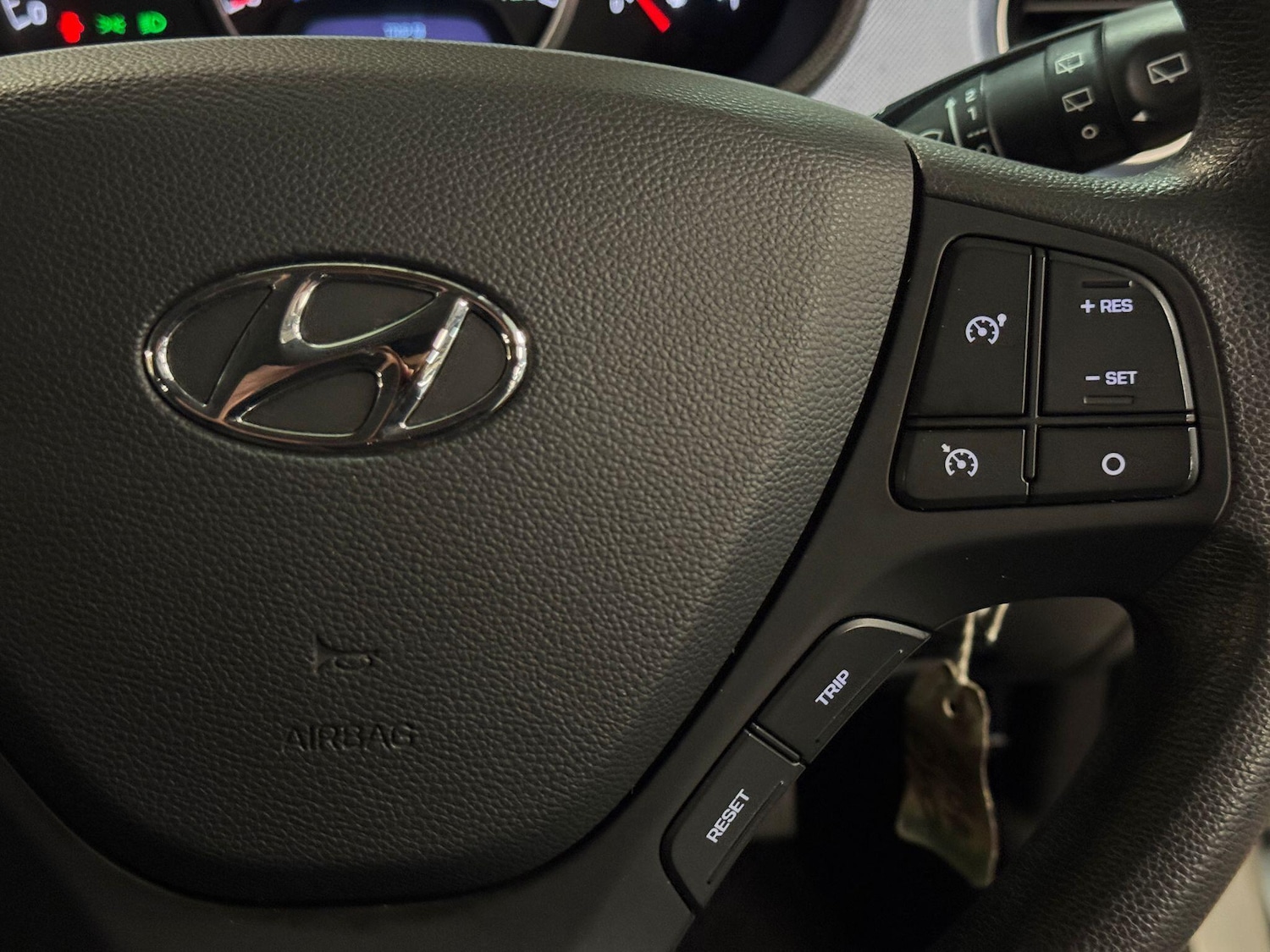 Used Hyundai i10 for sale - 76995819: Photo 27