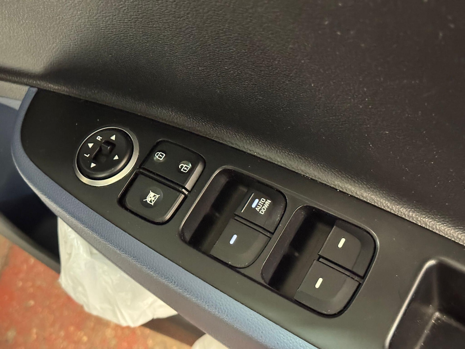 Used Hyundai i10 for sale - 76995819: Photo 29