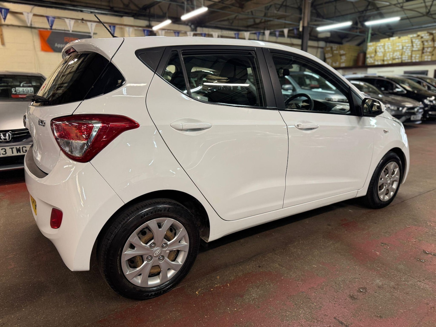 Used Hyundai i10 for sale - 76995819: Photo 6