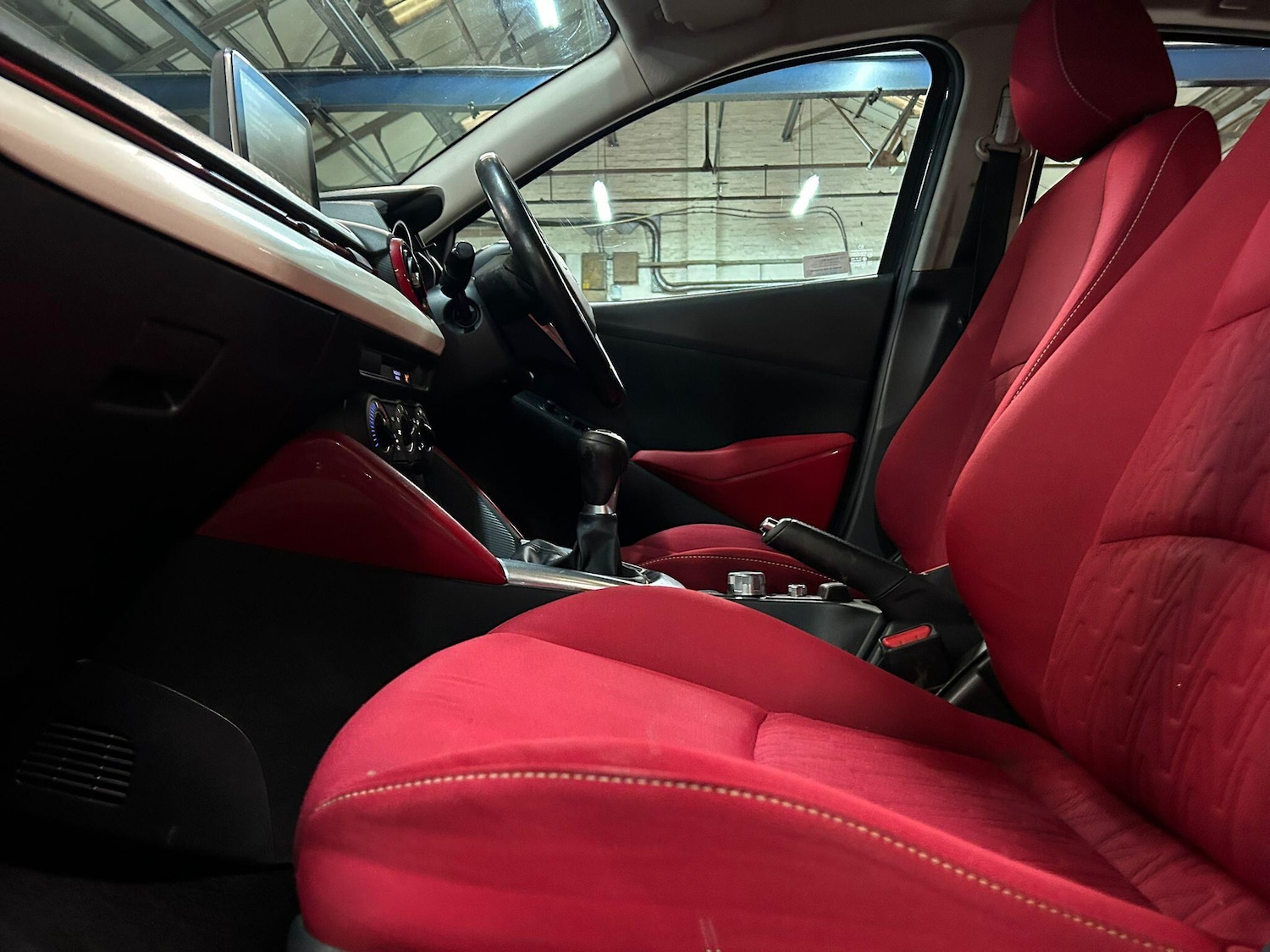 Used Mazda Mazda2 2016 for sale - 76936709: Photo 11