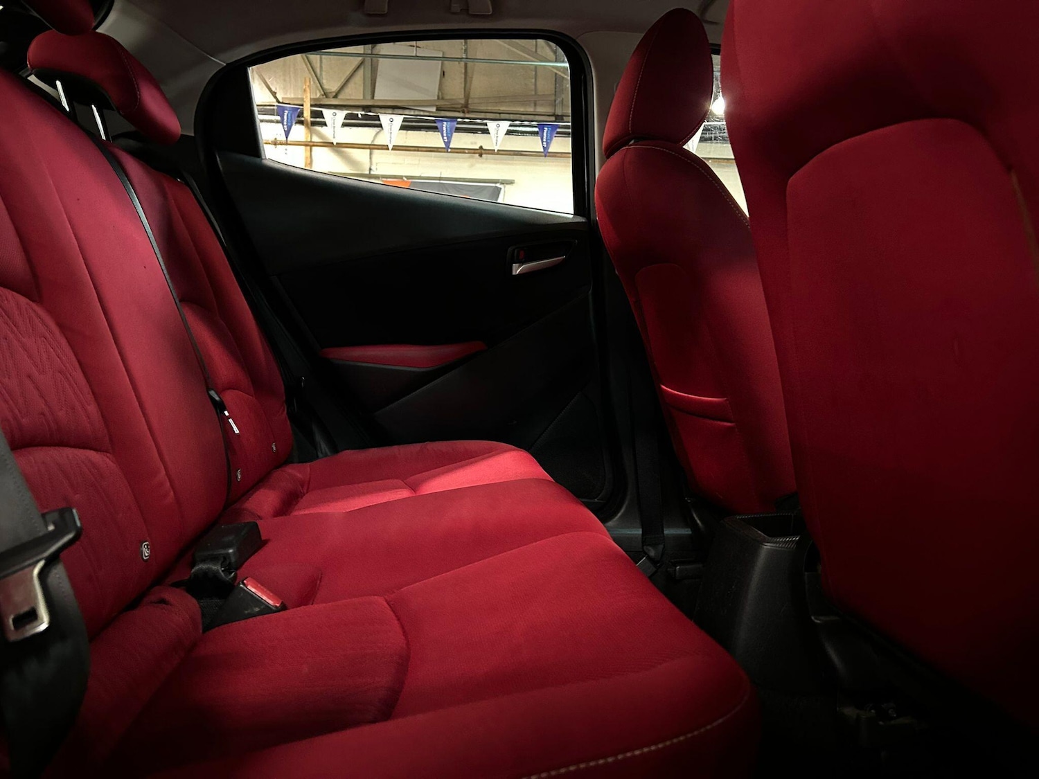 Used Mazda Mazda2 2016 for sale - 76936709: Photo 17