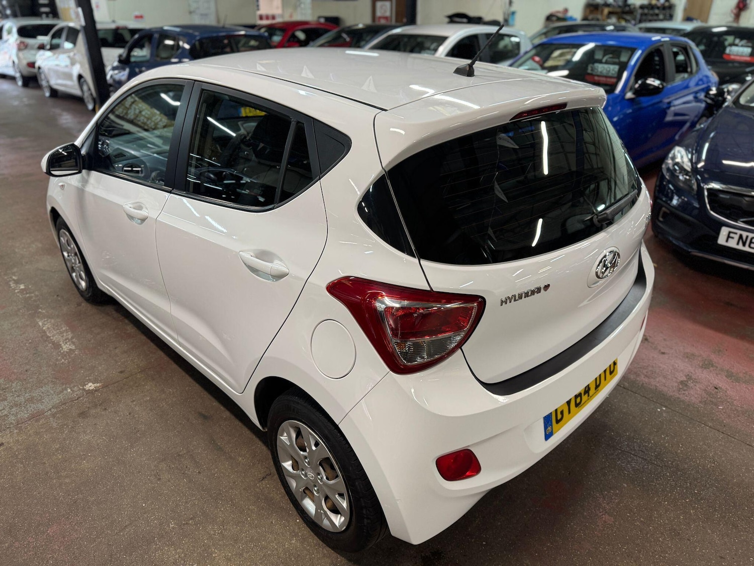 Used Hyundai i10 2014 for sale - 76371366: Photo 8