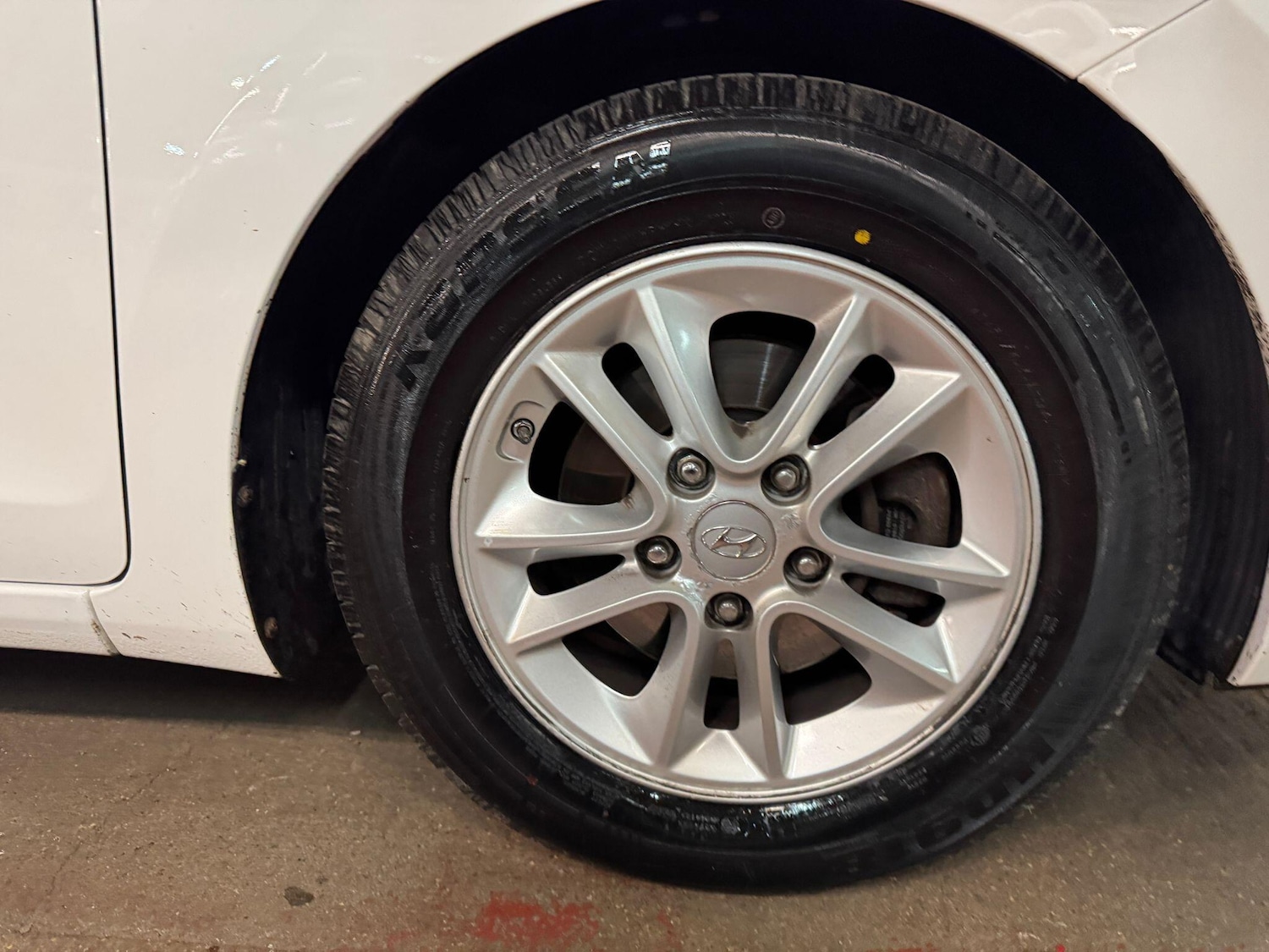 Used Hyundai i30 2014 for sale - 76572567: Photo 9