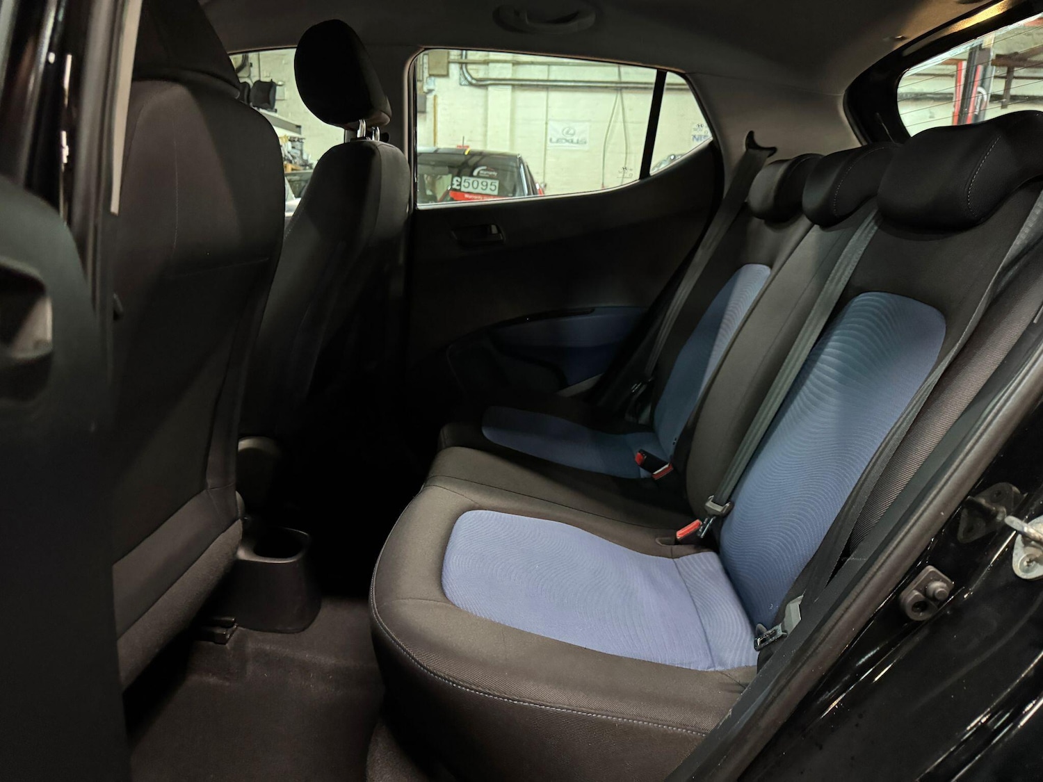 Used Hyundai i10 2014 for sale - 77291494: Photo 18