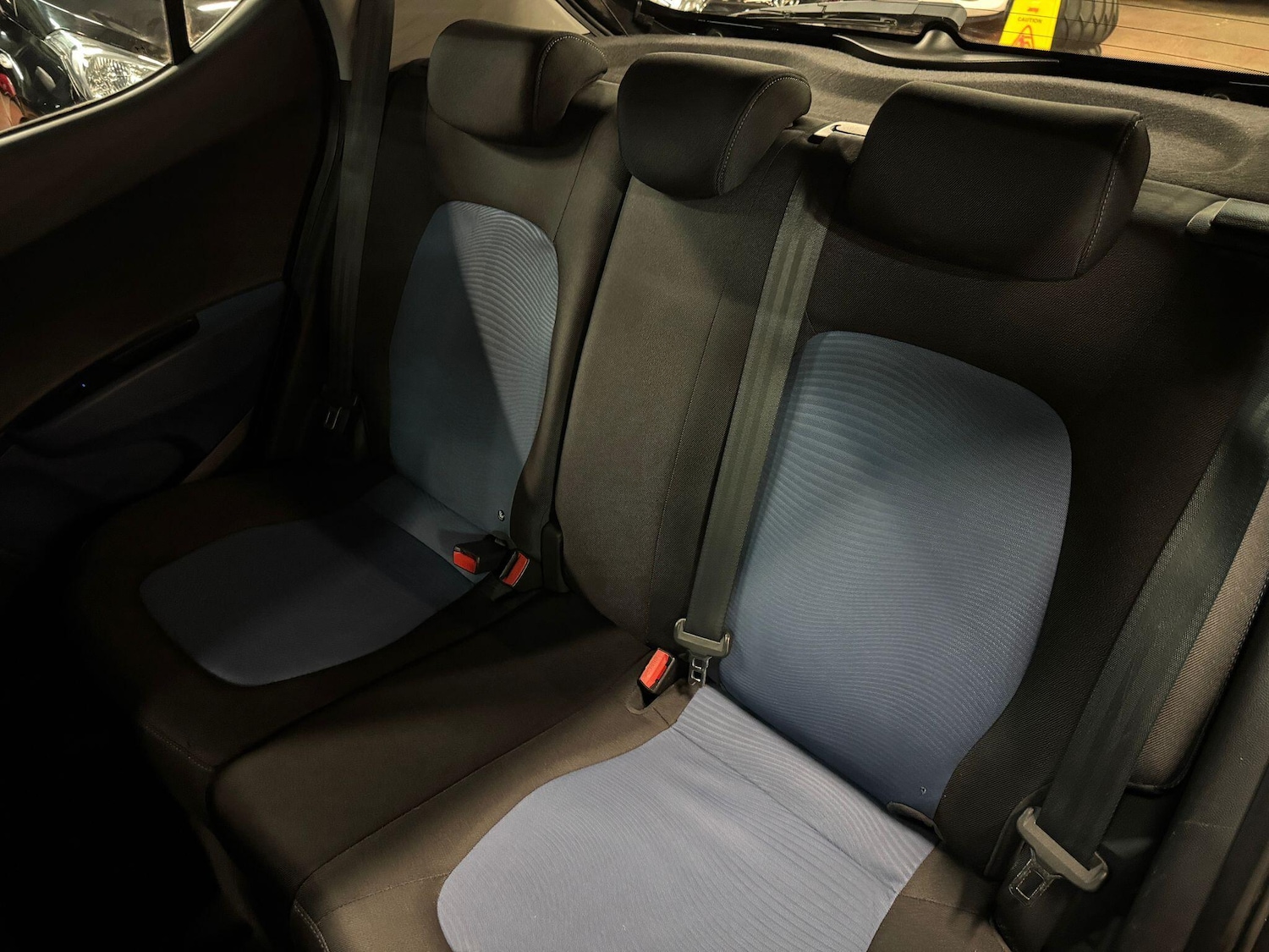 Used Hyundai i10 2014 for sale - 77291494: Photo 19