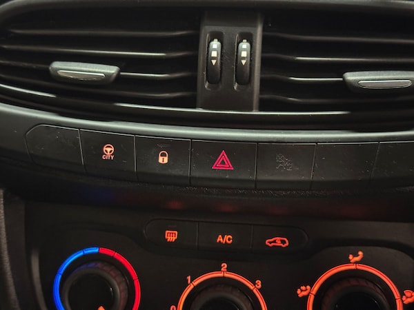Used Fiat Tipo 2018 for sale - 76167499: Photo 29