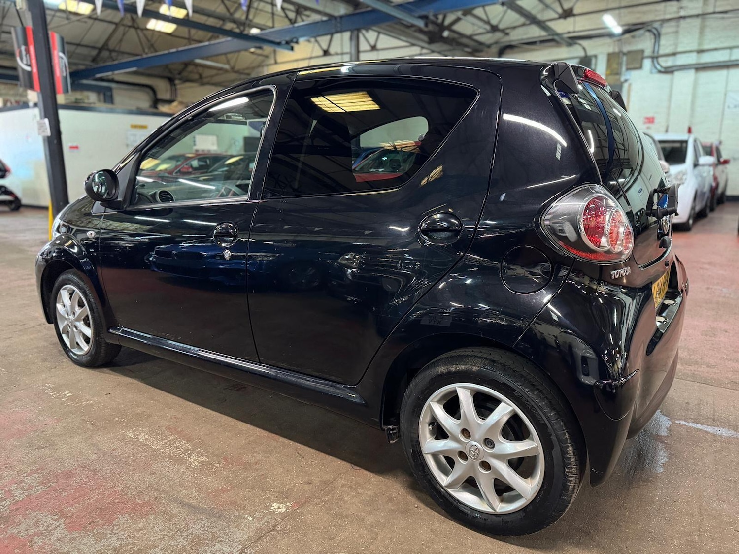 Used Toyota AYGO 2014 for sale - 77657782: Photo 4