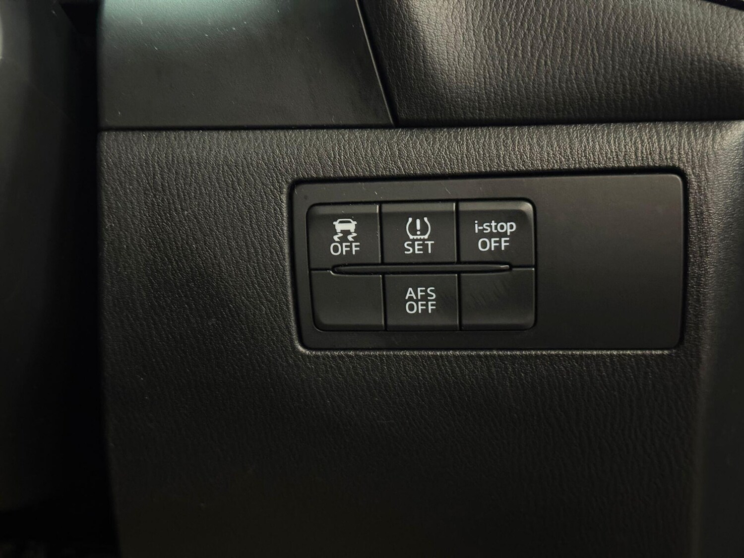 Used Mazda Mazda3 2015 for sale - 76584672: Photo 35