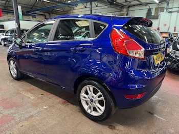 Used Ford Fiesta 2015 for sale - 75838806: Photo