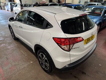 Used Honda HR-V 2016 for sale - 77958161: Photo