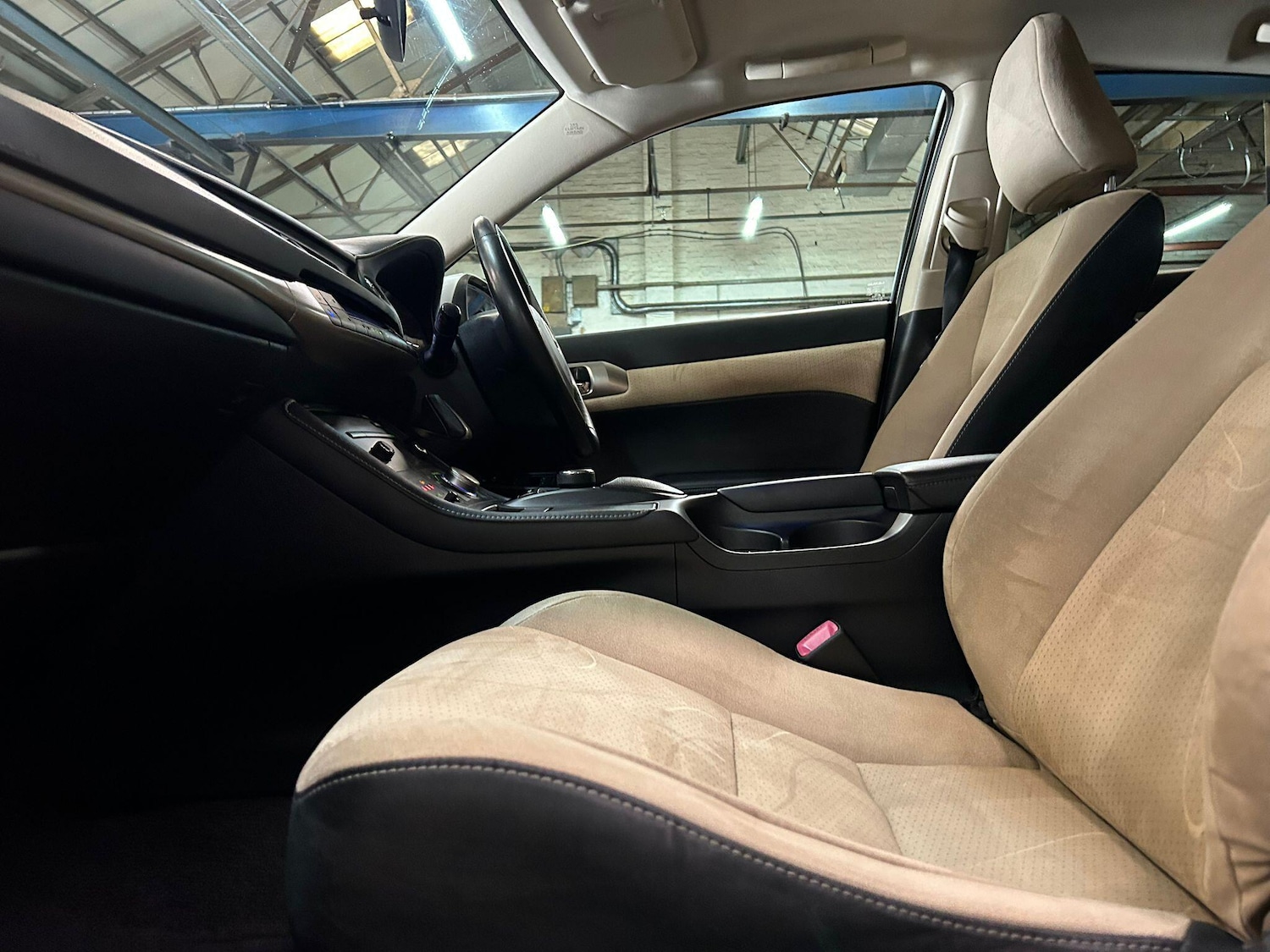 Used Lexus CT 2015 for sale - 76432340: Photo 15