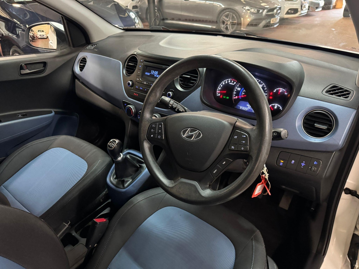 Used Hyundai i10 2016 for sale - 76326976: Photo 10