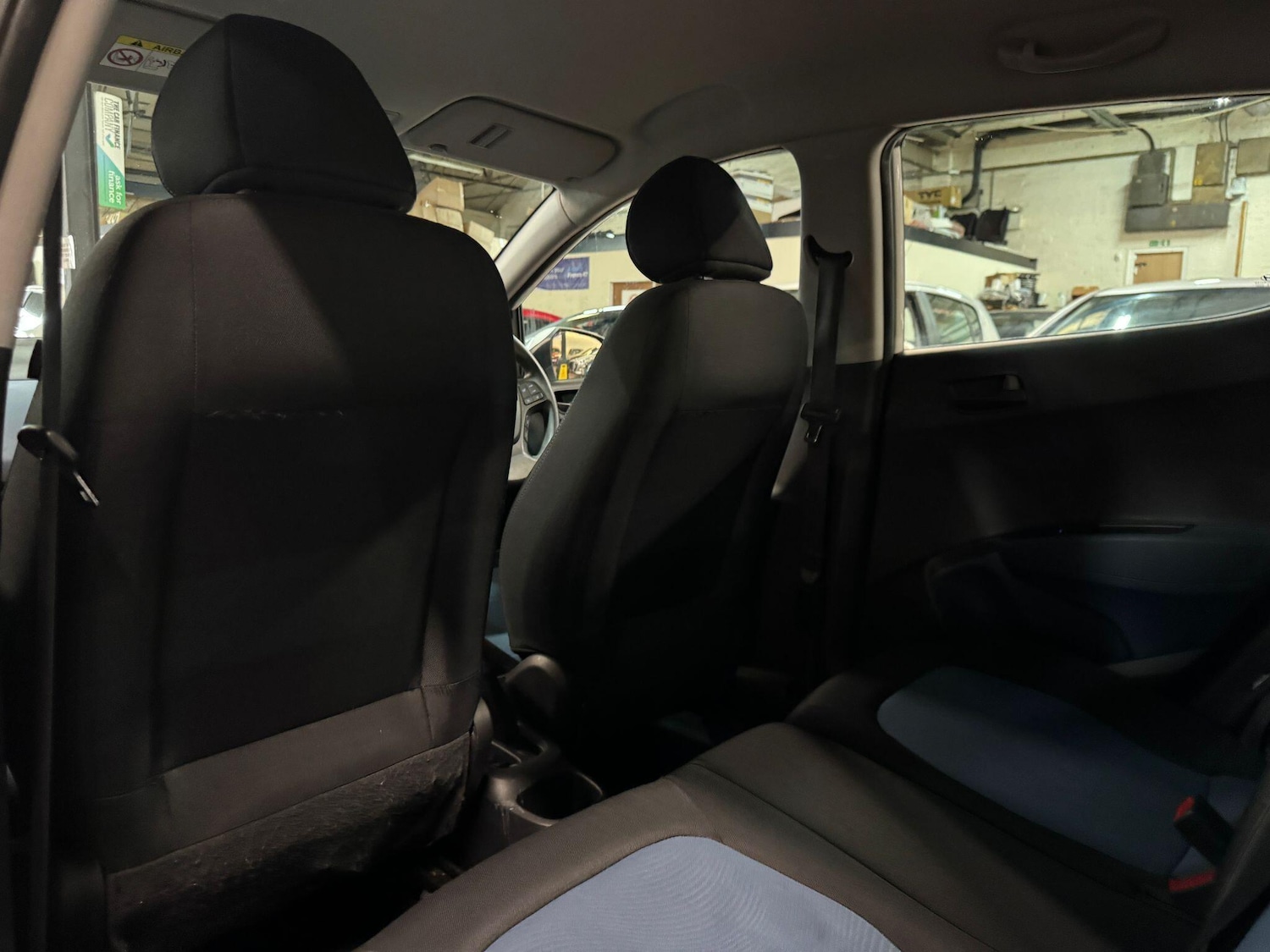 Used Hyundai i10 2016 for sale - 76326976: Photo 20