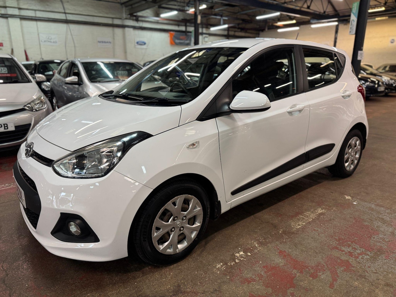 Used Hyundai i10 2016 for sale - 76326976: Photo 3