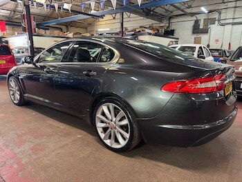 Used Jaguar XF 2015 for sale - 78417247: Photo