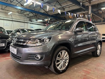 Used Volkswagen Tiguan 2012 for sale - 79613402: Photo