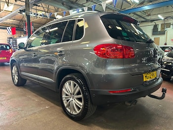 Used Volkswagen Tiguan 2012 for sale - 79613402: Photo