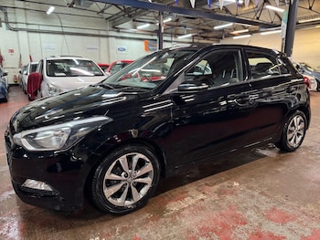 Used Hyundai i20 2016 for sale - 76728560: Photo