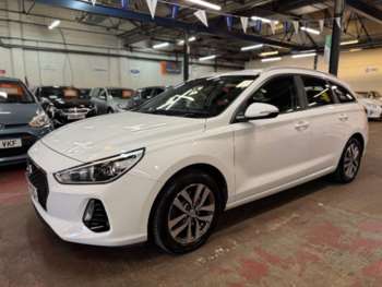 Used Hyundai i30 2017 for sale - 75187340: Photo