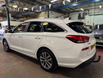 Used Hyundai i30 2017 for sale - 75187340: Photo