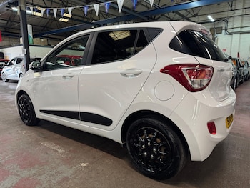 Used Hyundai i10 2016 for sale - 75401051: Photo