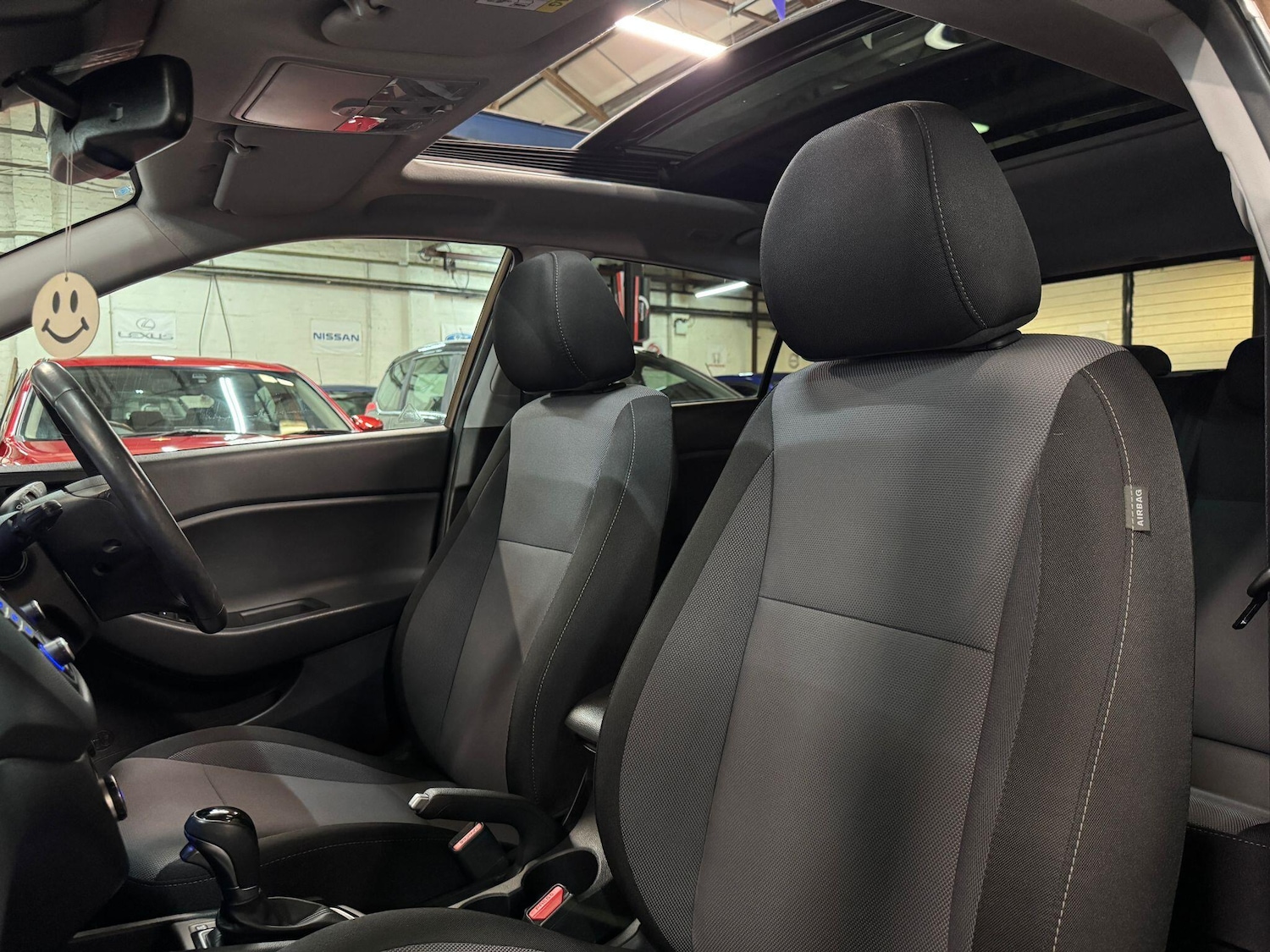 Used Hyundai i20 2017 for sale - 77510343: Photo 17