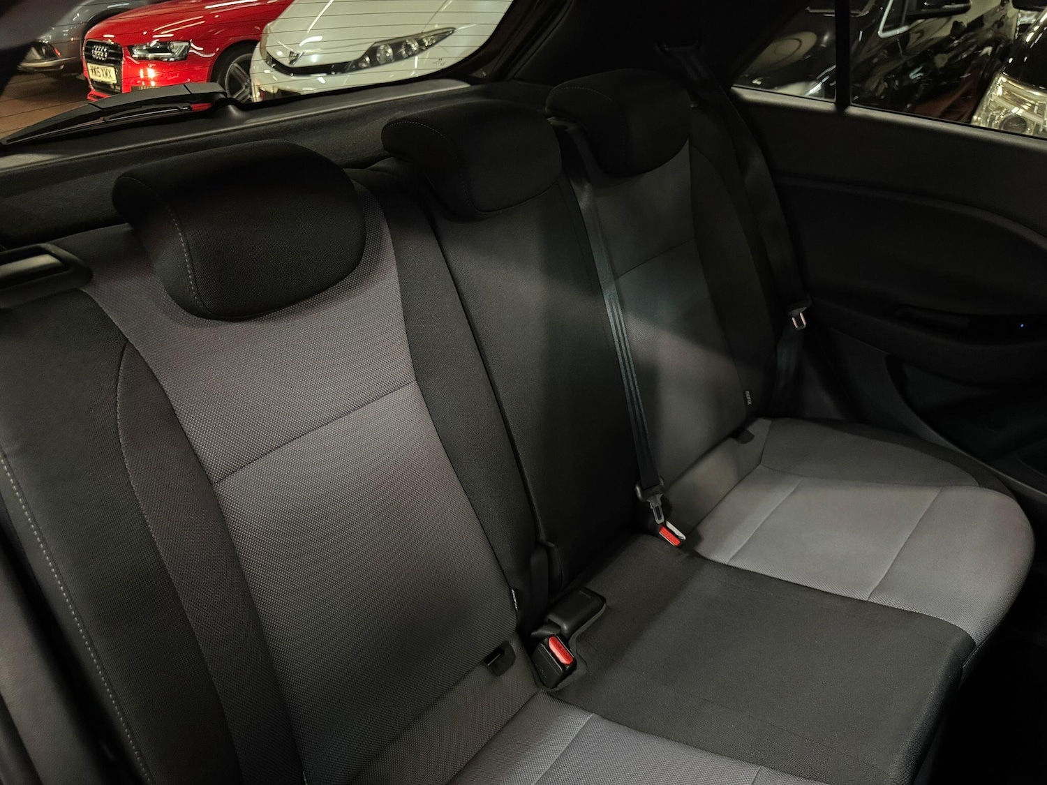 Used Hyundai i20 2017 for sale - 77510343: Photo 19