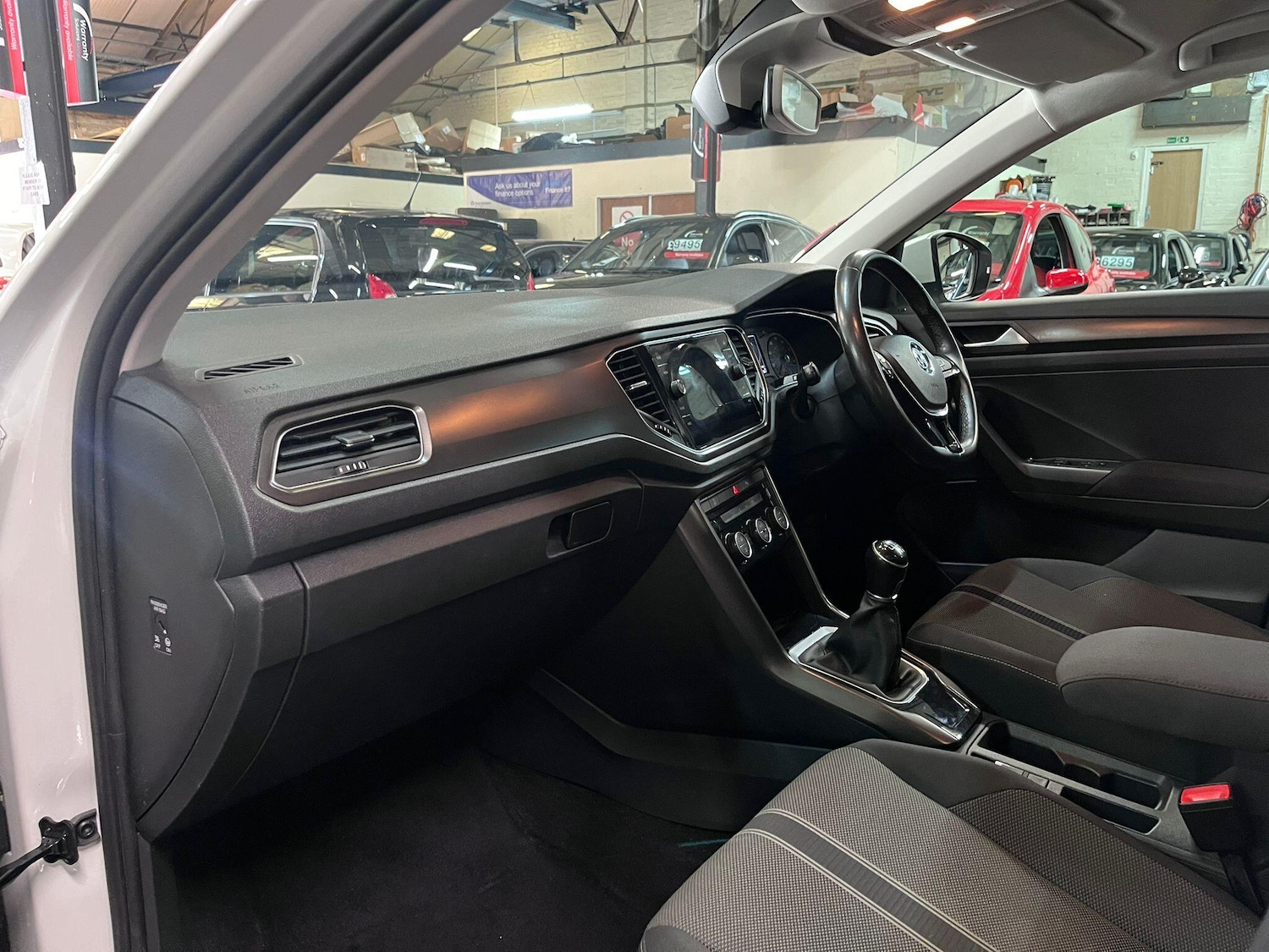 Used Volkswagen T-Roc 2018 for sale - 77559081: Photo 18