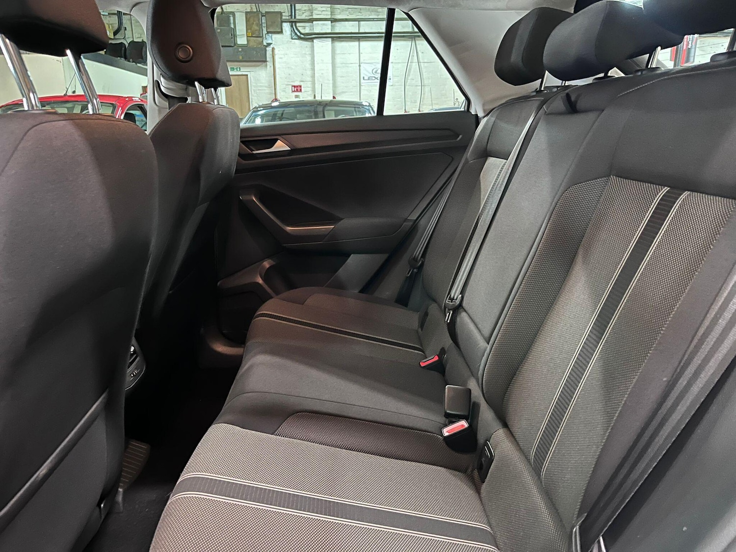 Used Volkswagen T-Roc 2018 for sale - 77559081: Photo 25