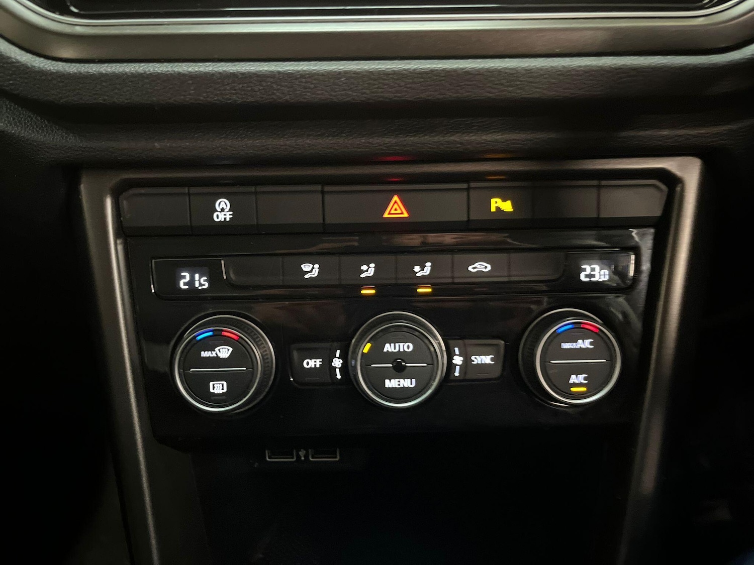 Used Volkswagen T-Roc 2018 for sale - 77559081: Photo 37