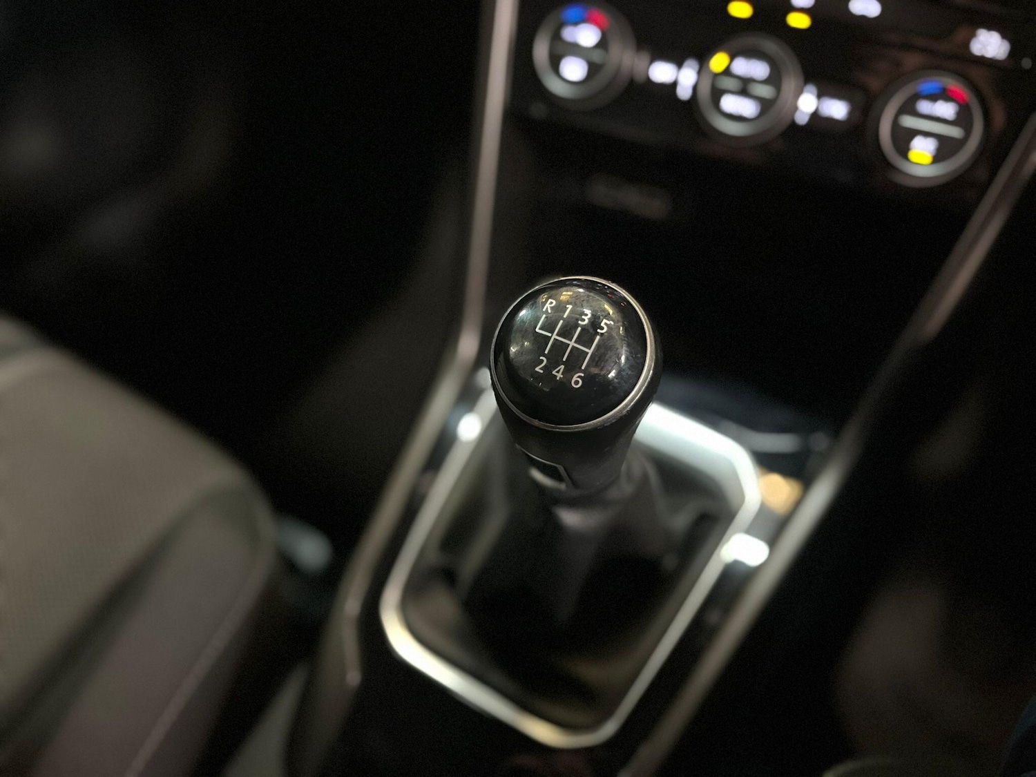 Used Volkswagen T-Roc 2018 for sale - 77559081: Photo 38