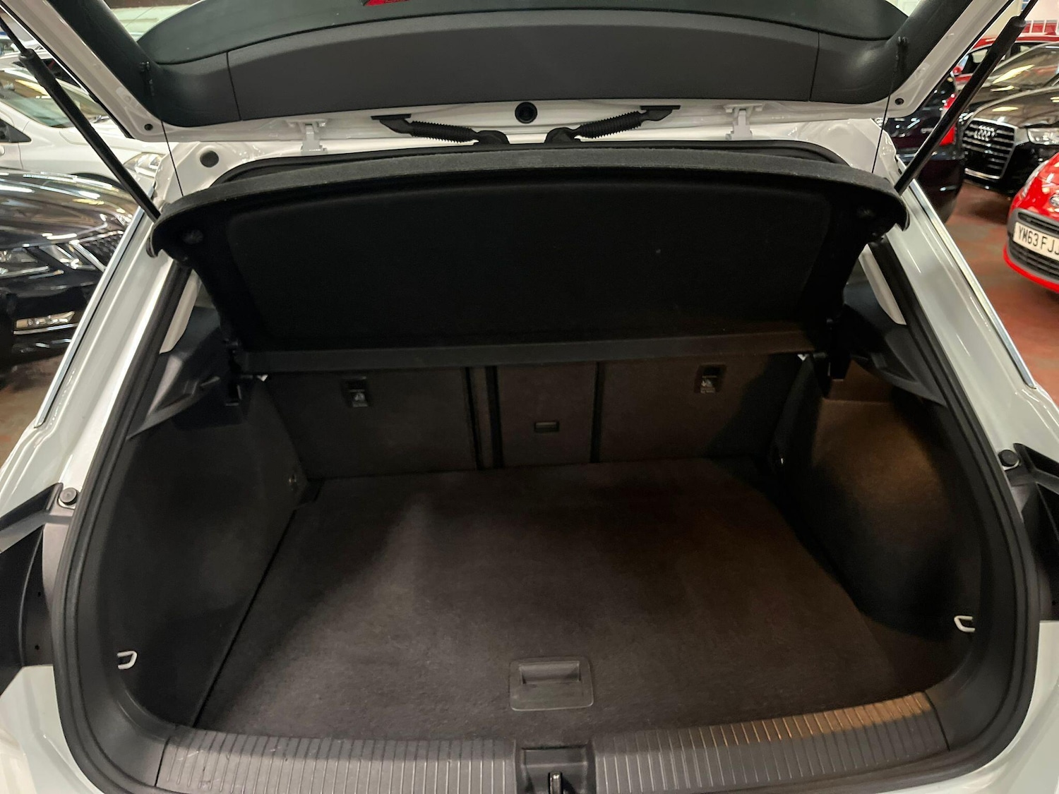 Used Volkswagen T-Roc 2018 for sale - 77559081: Photo 40