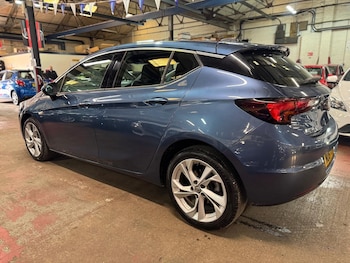 Used Vauxhall Astra 2017 for sale - 77722981: Photo