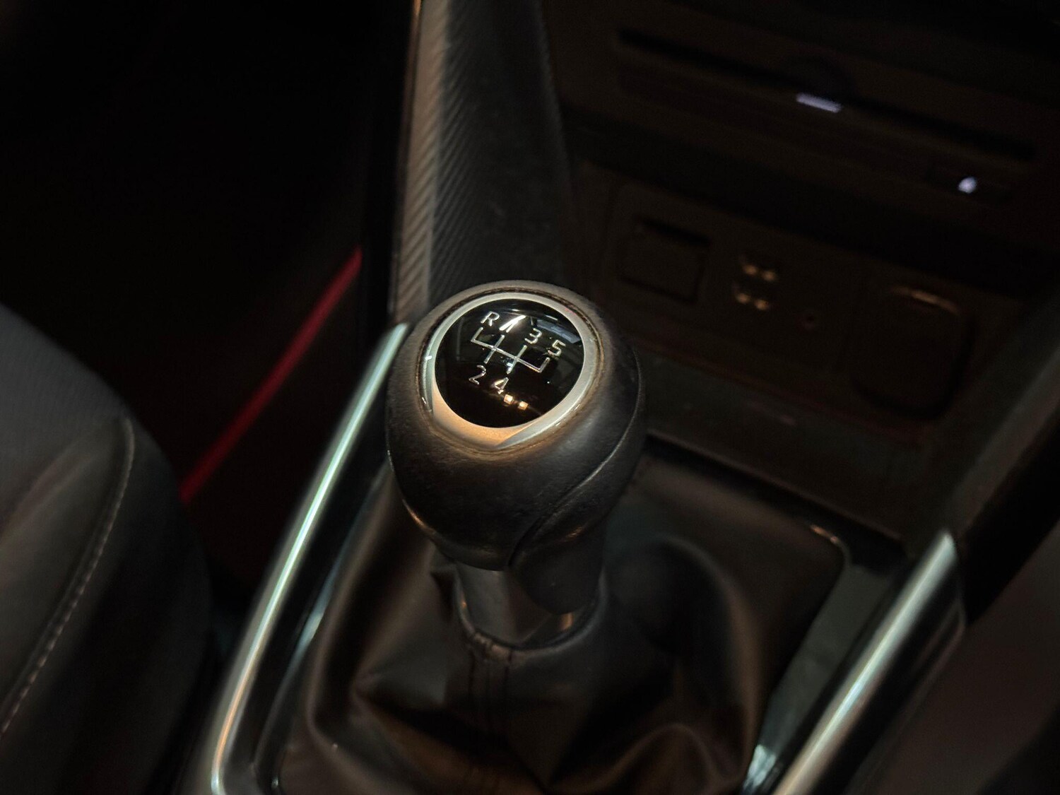 Used Mazda Mazda2 2015 for sale - 76371342: Photo 38