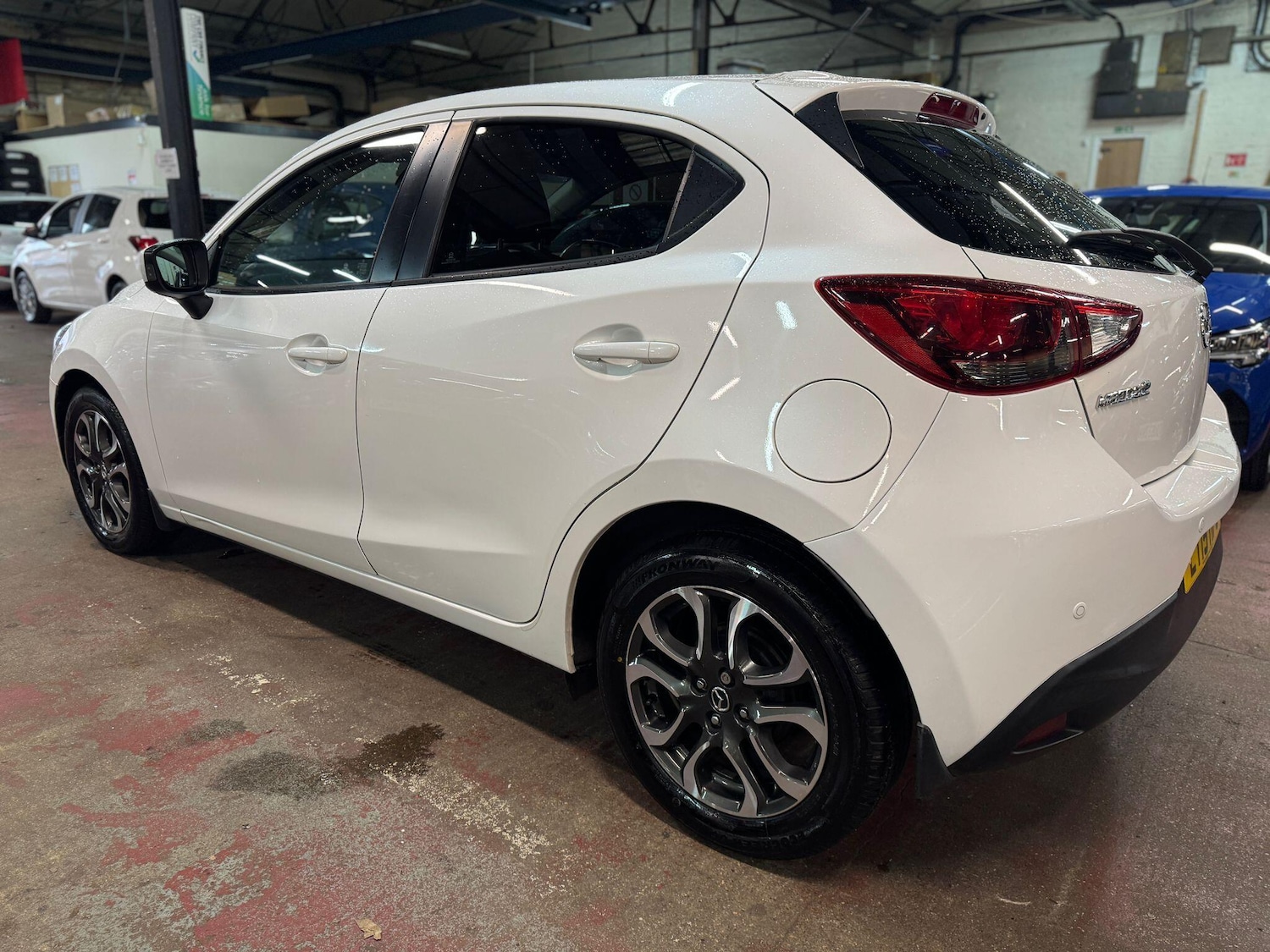 Used Mazda Mazda2 2015 for sale - 76371342: Photo 4