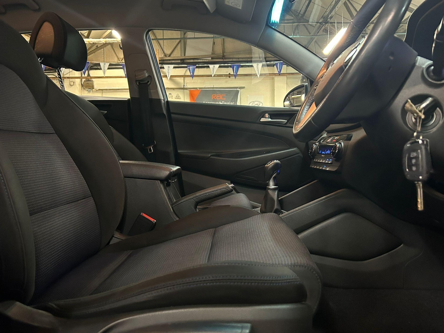 Used Hyundai TUCSON 2016 for sale - 76584710: Photo 11