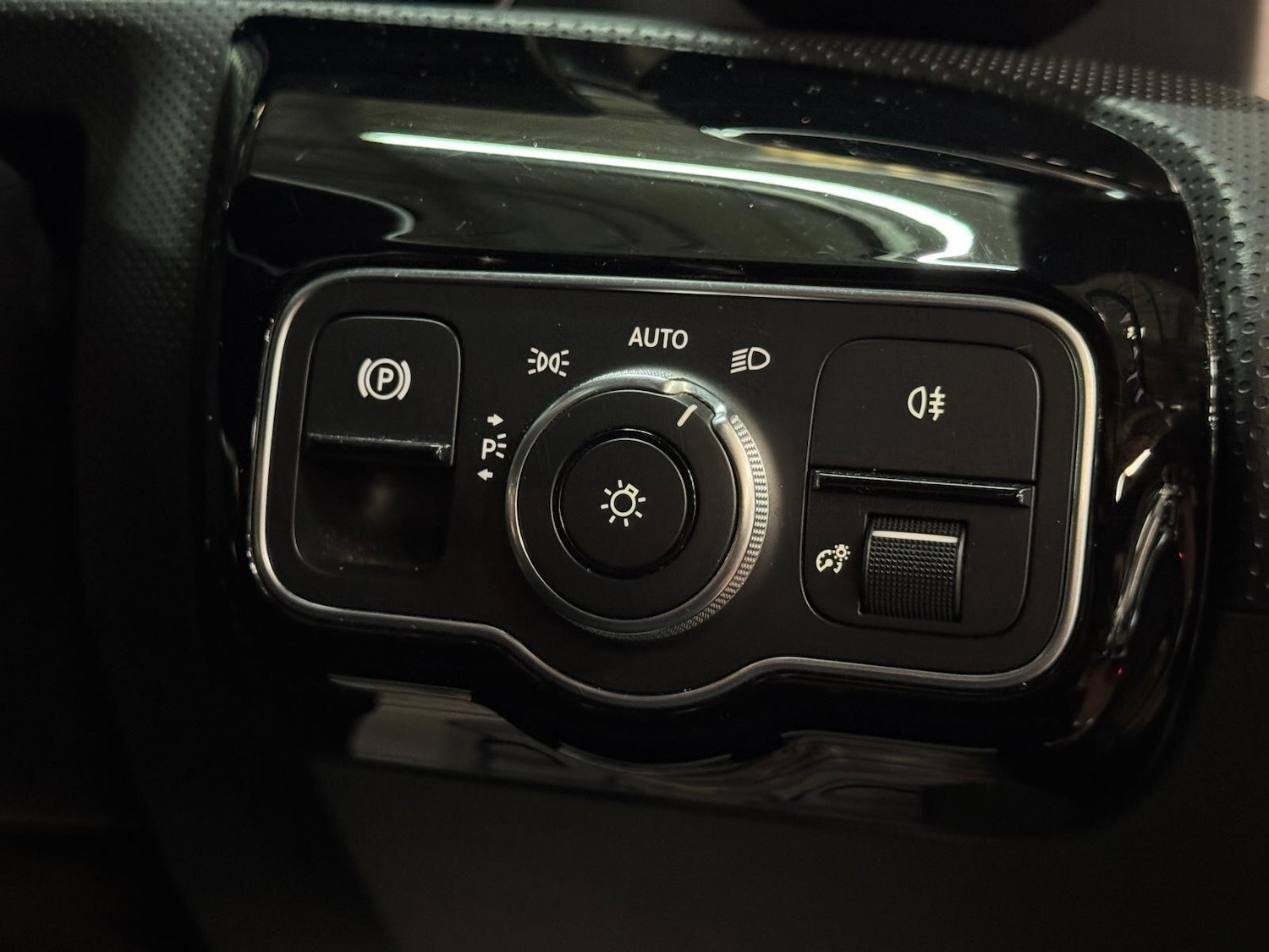 Used Mercedes-Benz CLA 2020 for sale - 76306224: Photo 34