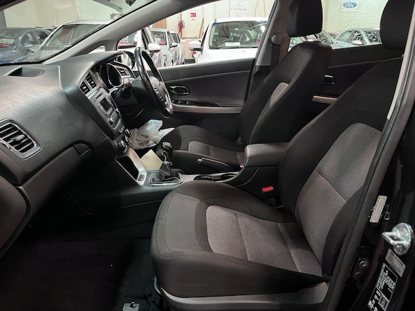 Used Kia Ceed 2015 for sale - 76270127: Photo 16