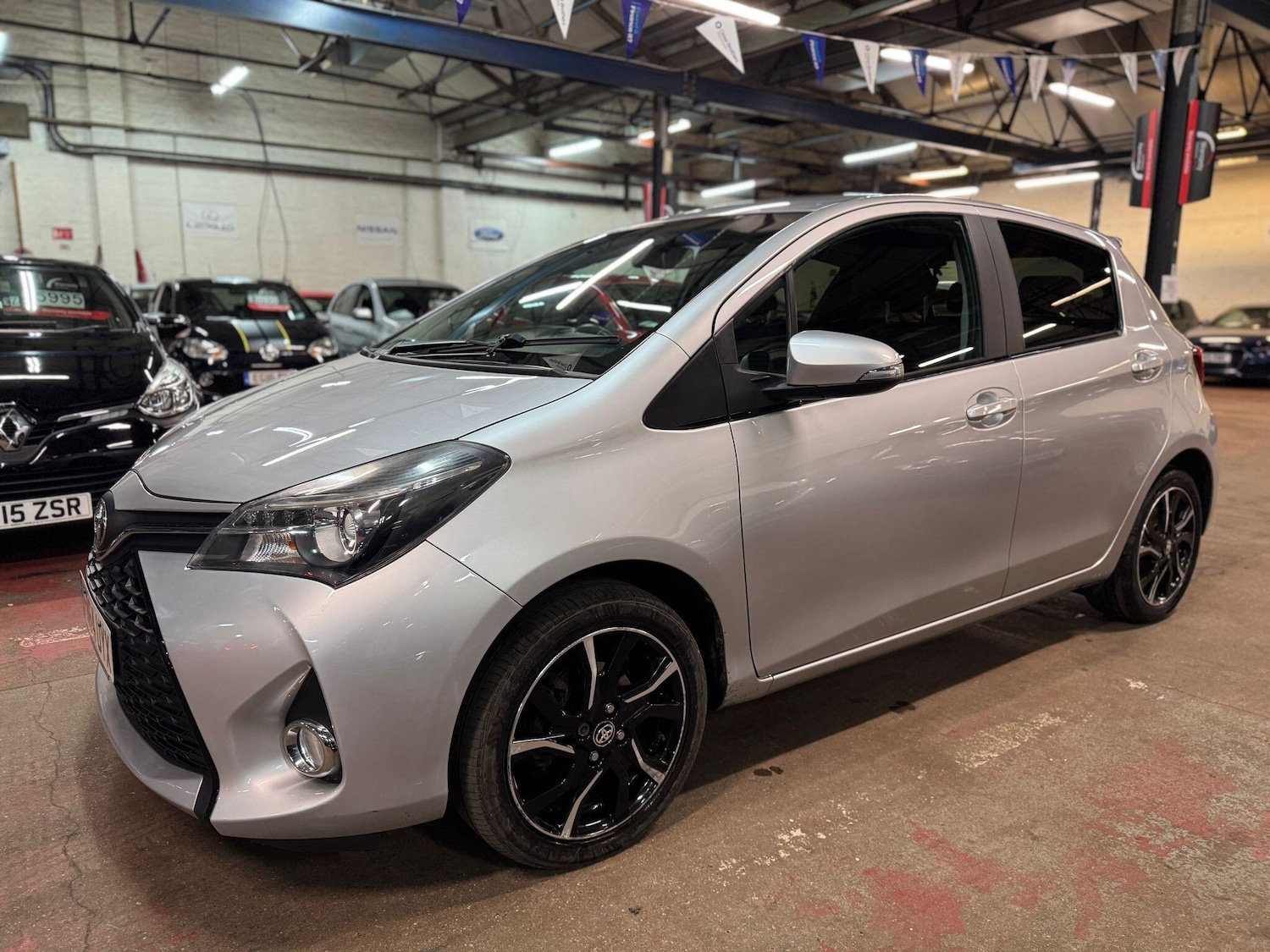 Used Toyota Yaris for sale - 77266767: Photo 3